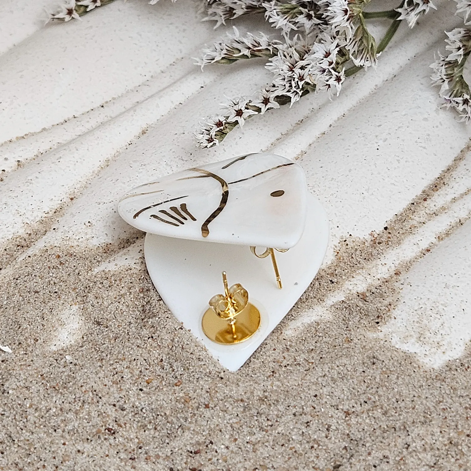 Fine ceramic fine ceramic porcelain hypoallergenic stud designer earrings for sensitive ears - hand-painted artisan shrimps with 22k gold plating - Image 5