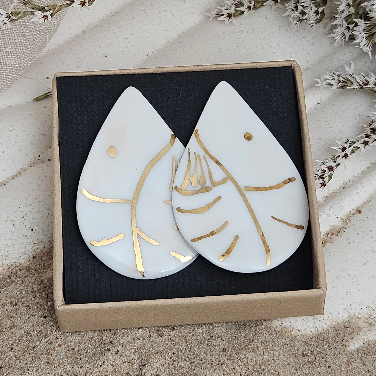 Fine ceramic fine ceramic porcelain hypoallergenic stud designer earrings for sensitive ears - hand-painted artisan shrimps with 22k gold plating - Image 6