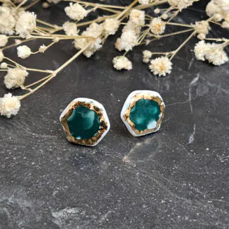 Emerald green fine ceramic porcelain hypoallergenic stud designer earrings for sensitive ears with 22k gold plating - embossed crocheted pattern