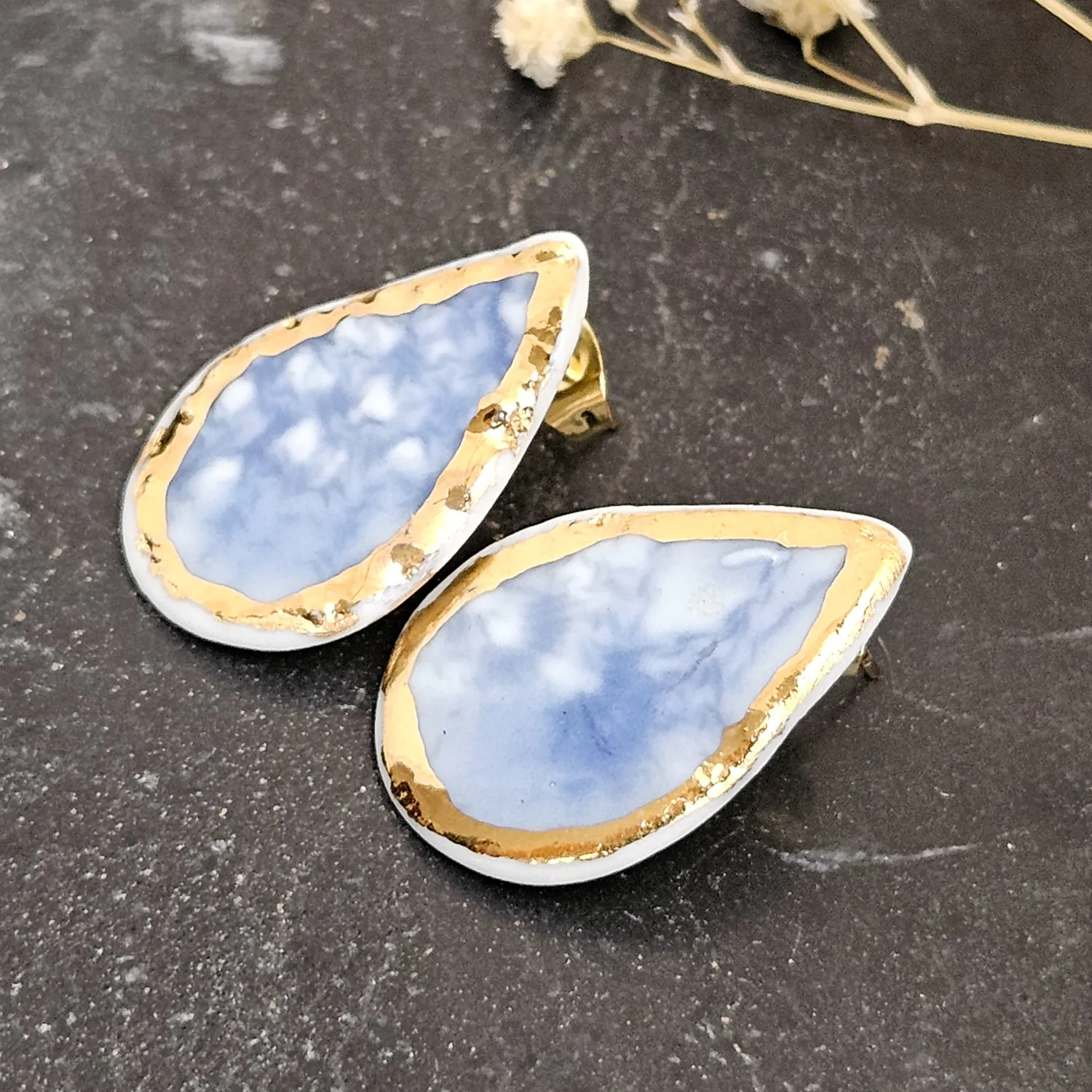 Cobalt blue fine ceramic porcelain hypoallergenic stud designer earrings for sensitive ears with 22k gold plating - embossed crocheted pattern - Image 2