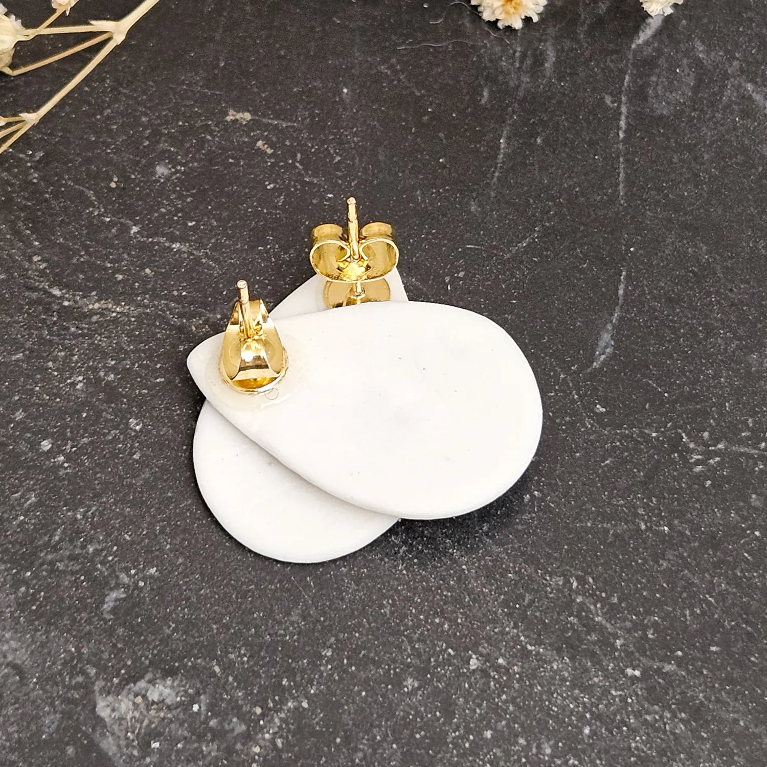 Cobalt blue fine ceramic porcelain hypoallergenic stud designer earrings for sensitive ears with 22k gold plating - embossed crocheted pattern - Image 3