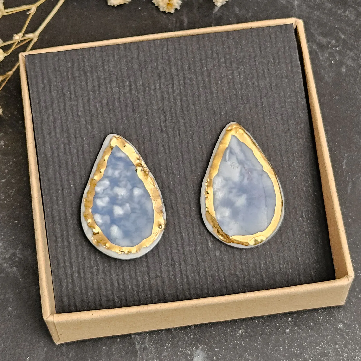 Cobalt blue fine ceramic porcelain hypoallergenic stud designer earrings for sensitive ears with 22k gold plating - embossed crocheted pattern - Image 4