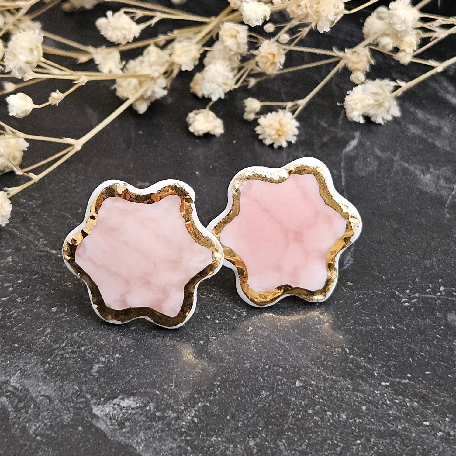 Rose pink fine ceramic porcelain hypoallergenic stud designer earrings for sensitive ears with 22k gold plating - embossed crocheted pattern