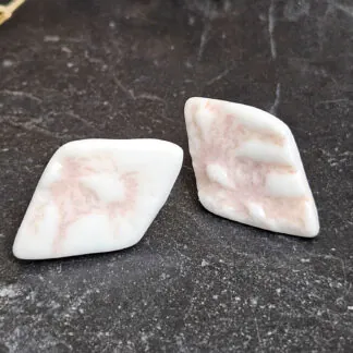 Rose pink fine ceramic porcelain hypoallergenic stud designer earrings for sensitive ears - embossed crocheted pattern