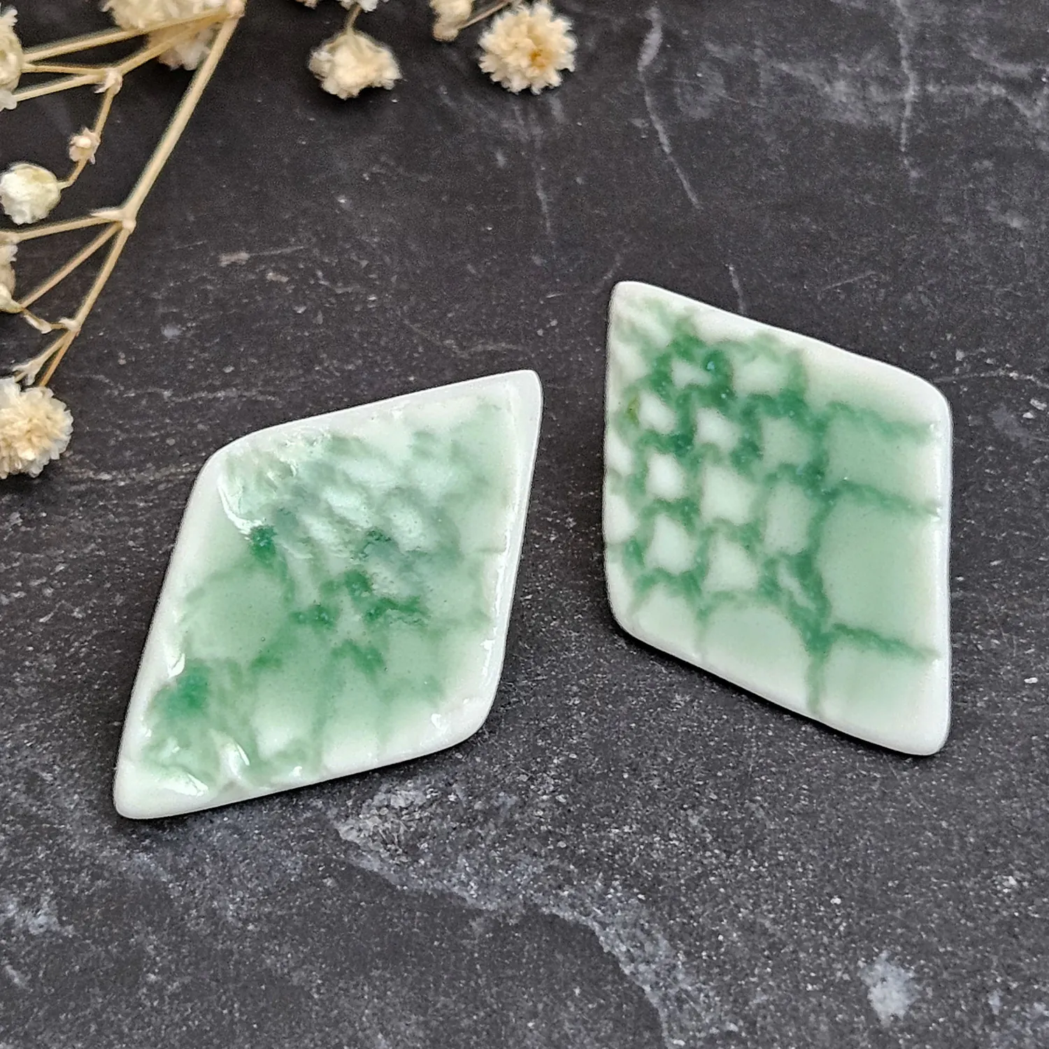 Emerald green fine ceramic porcelain hypoallergenic stud designer earrings for sensitive ears - embossed crocheted pattern