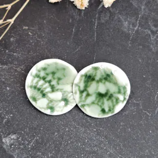 Emerald green fine ceramic porcelain hypoallergenic stud designer earrings for sensitive ears - embossed crocheted pattern