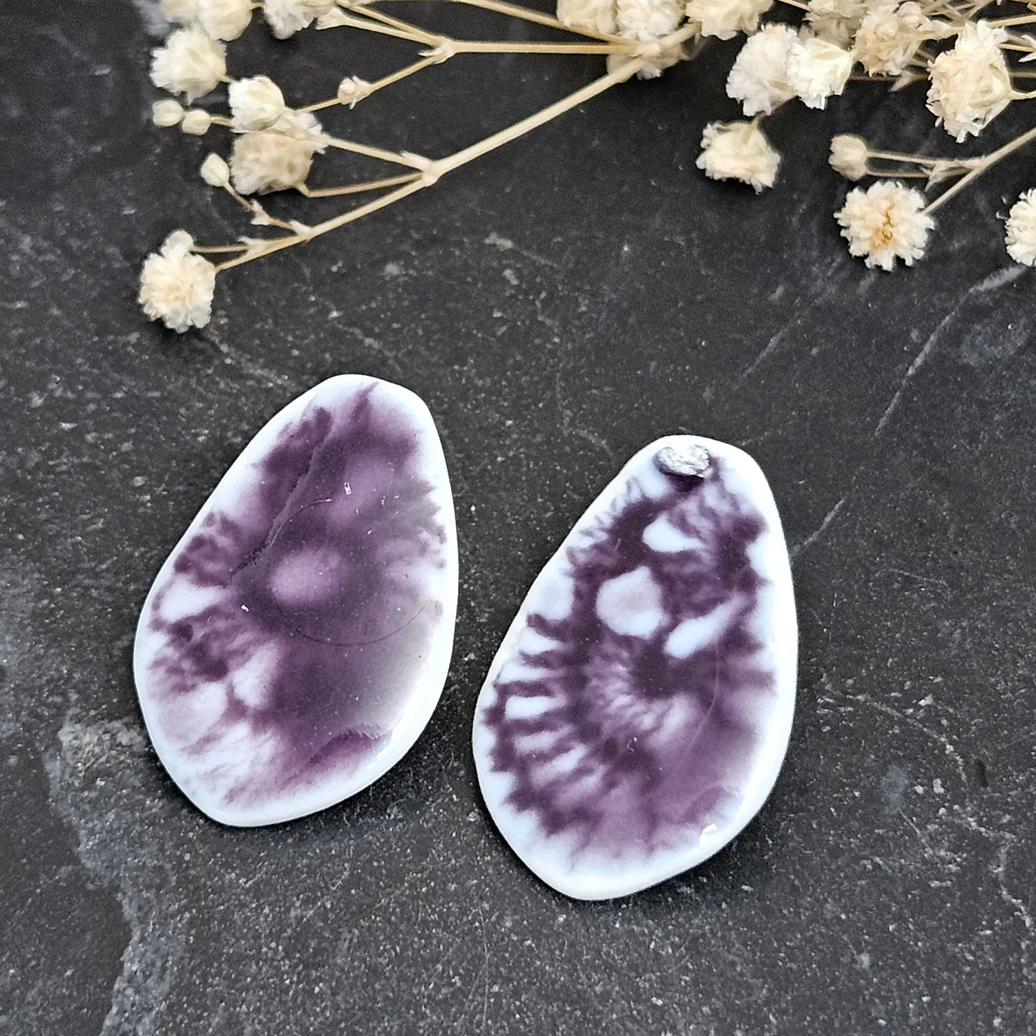 Purple fine ceramic porcelain hypoallergenic stud designer earrings for sensitive ears - embossed crocheted pattern - Image 6