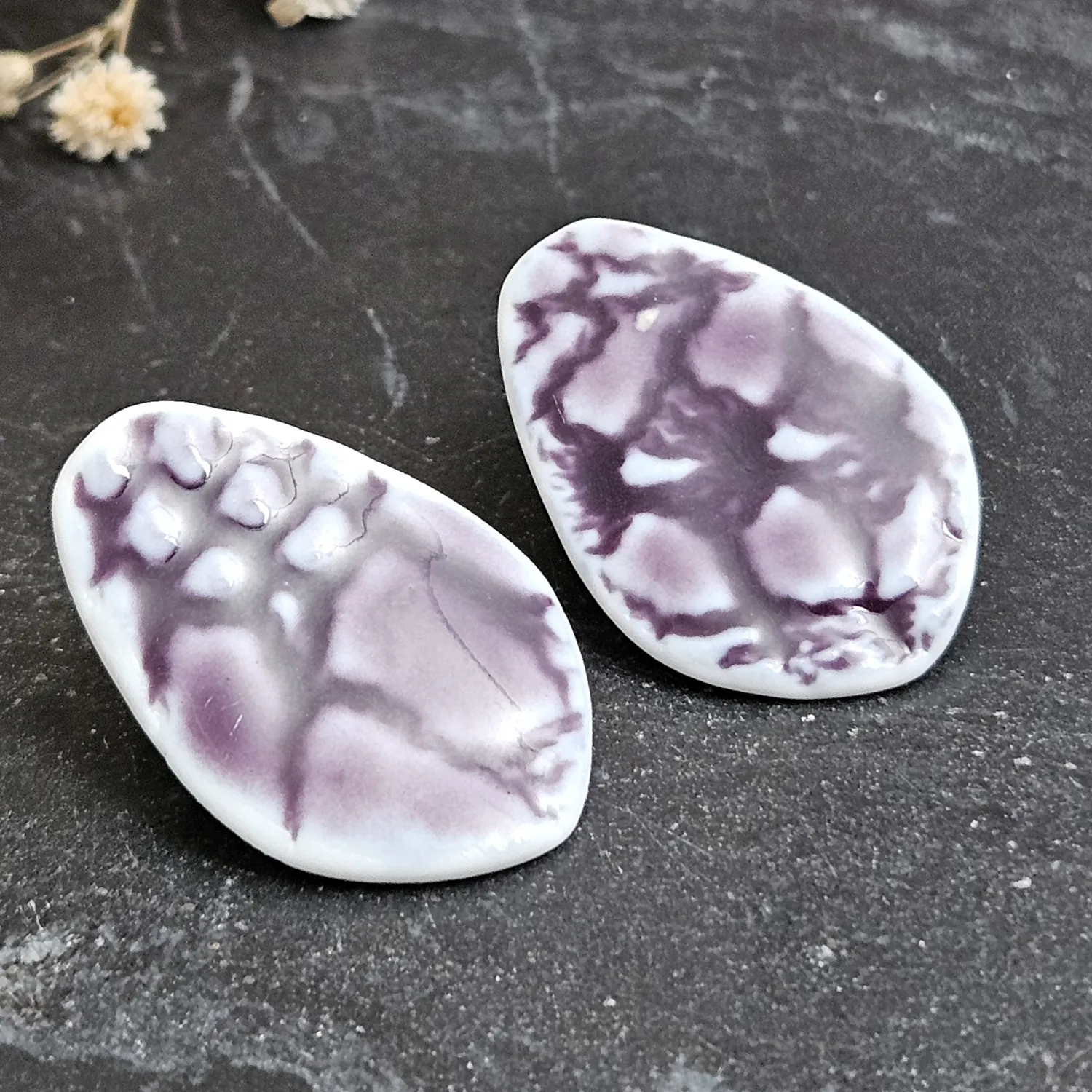 Purple fine ceramic porcelain hypoallergenic stud designer earrings for sensitive ears - embossed crocheted pattern - Image 2