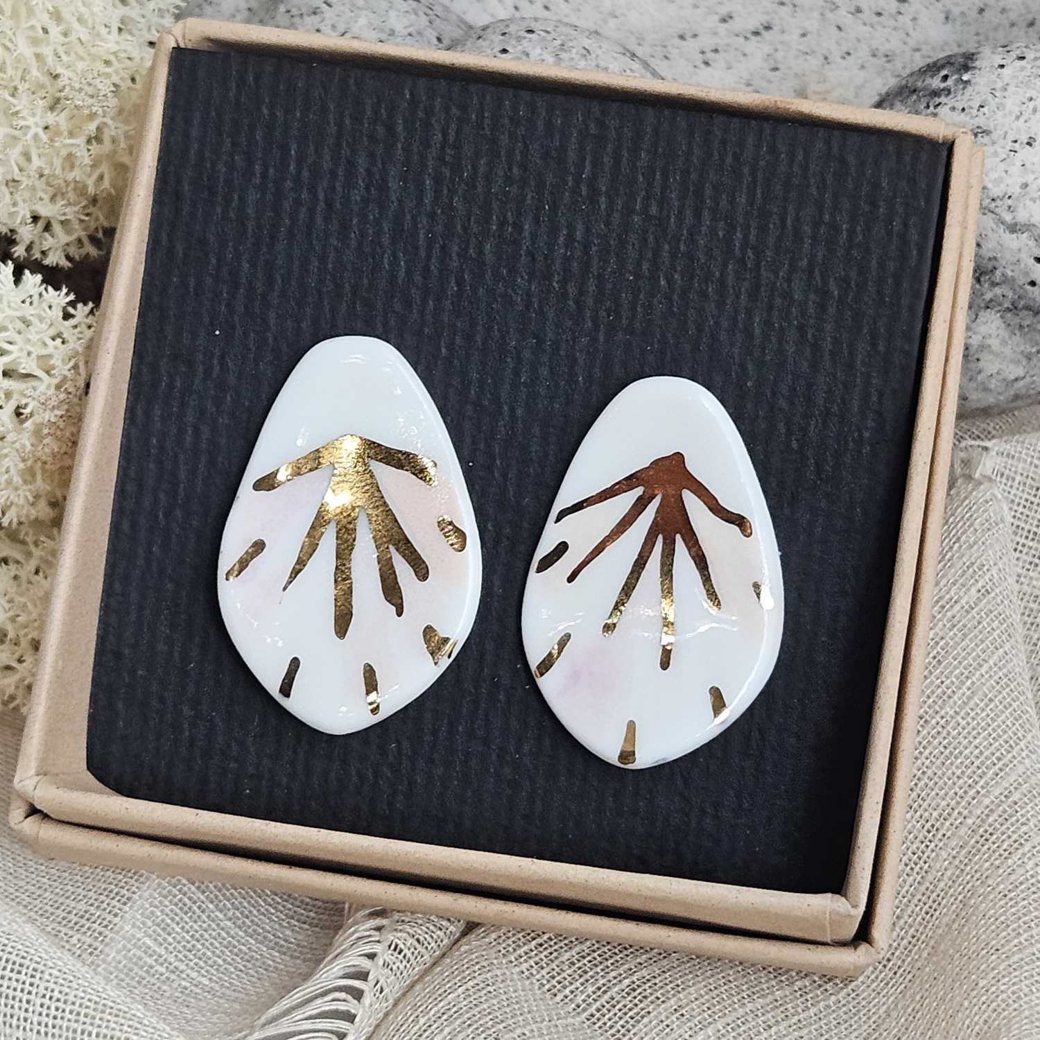 Rose pink fine ceramic porcelain hypoallergenic stud designer earrings for sensitive ears - hand-painted artisan geometric shell pattern with 22k gold plating - Image 5