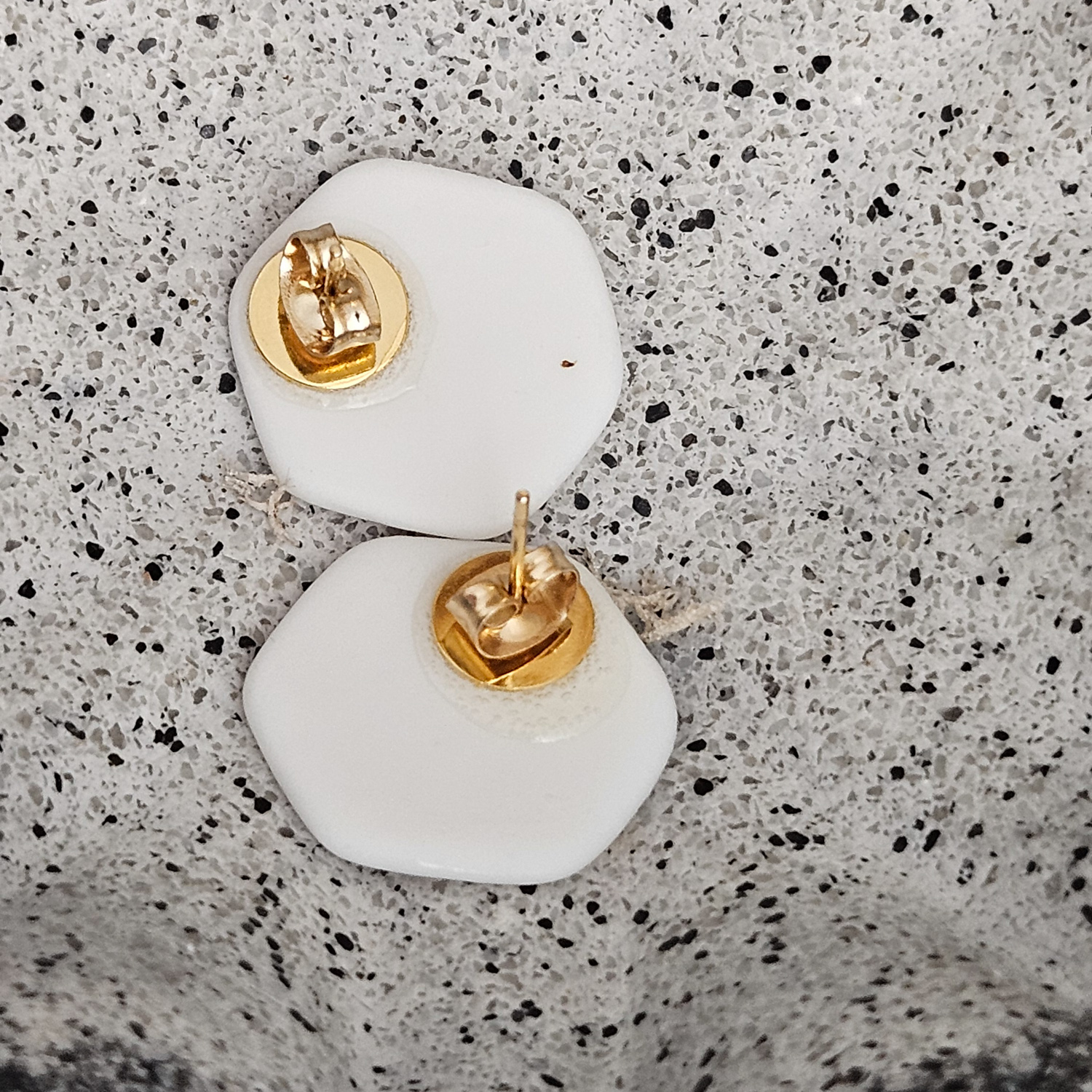 Rose pink fine ceramic porcelain hypoallergenic stud designer earrings for sensitive ears - hand-painted artisan geometric shell pattern with 22k gold plating - Image 3