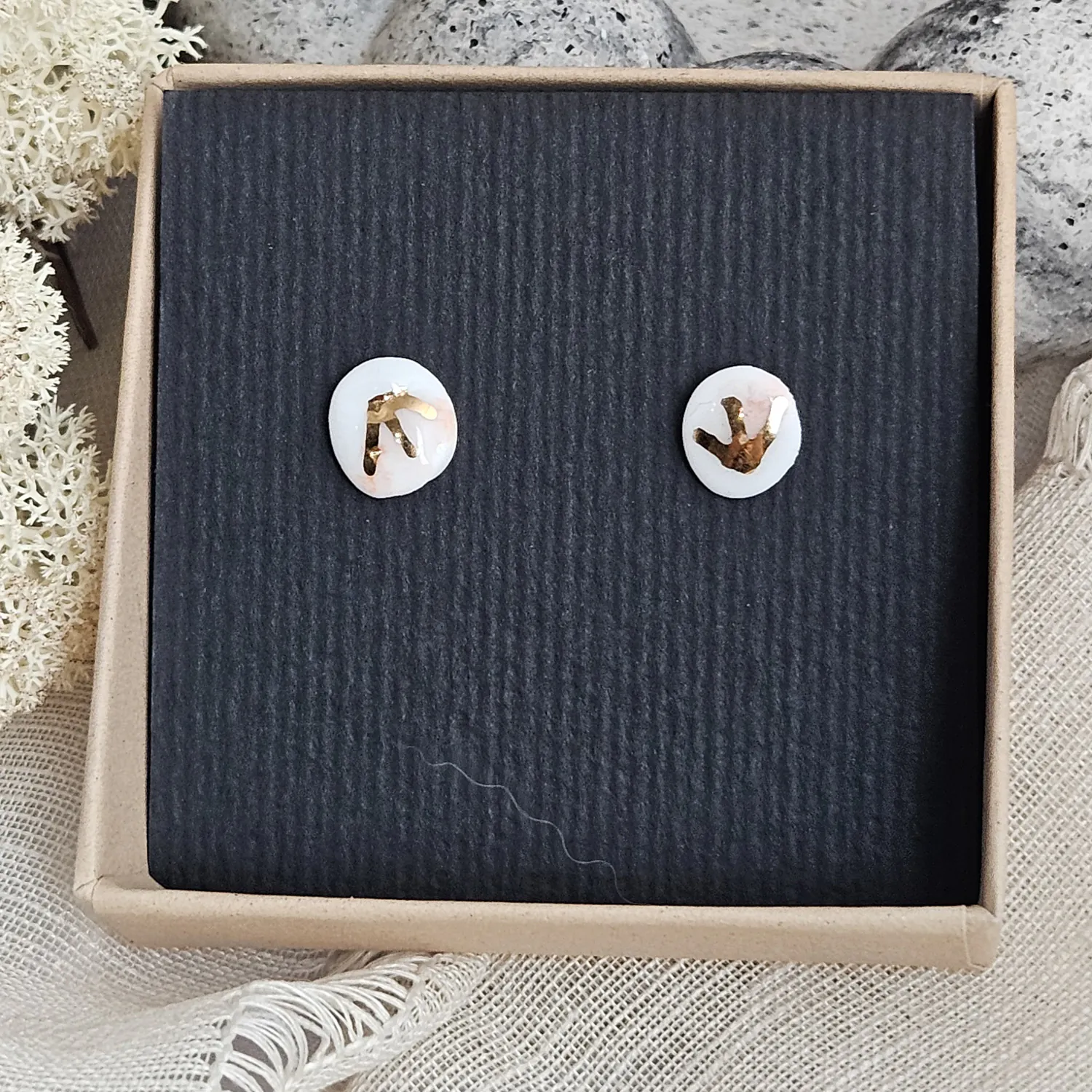 Rose pink fine ceramic porcelain hypoallergenic stud designer earrings for sensitive ears - hand-painted artisan geometric shell pattern with 22k gold plating - Image 4