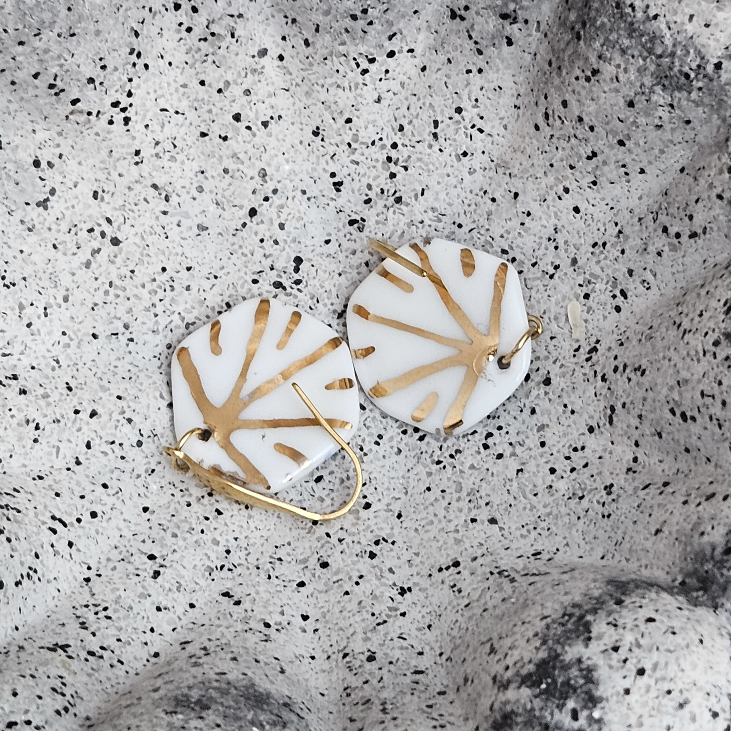Cobalt blue fine ceramic porcelain dangle designer earrings - hand-painted artisan geometric shell pattern with 22k gold plating - Image 4