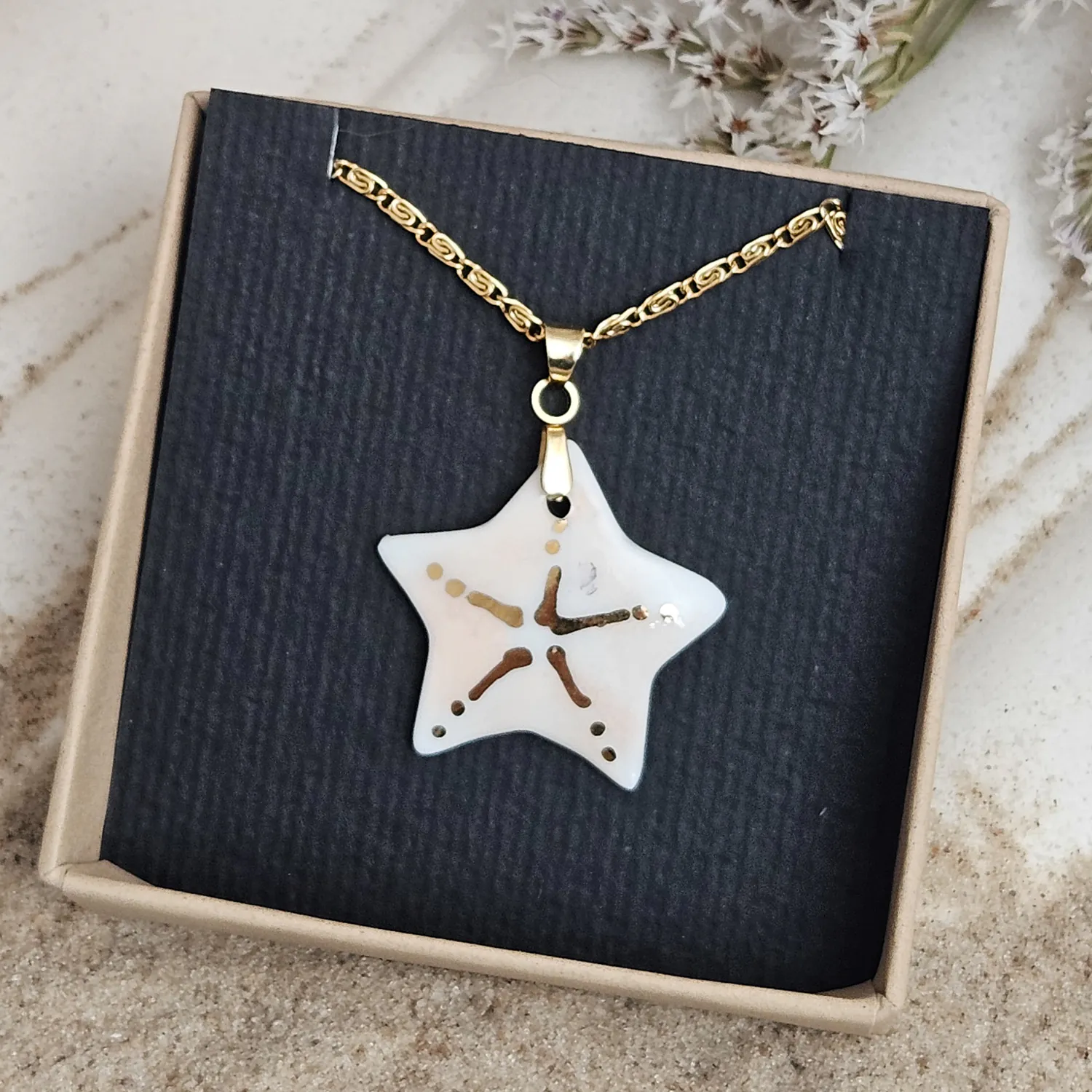 Rose pink fine ceramic porcelain designer necklace - hand-painted artisan starfish with 22k gold plating - Image 4