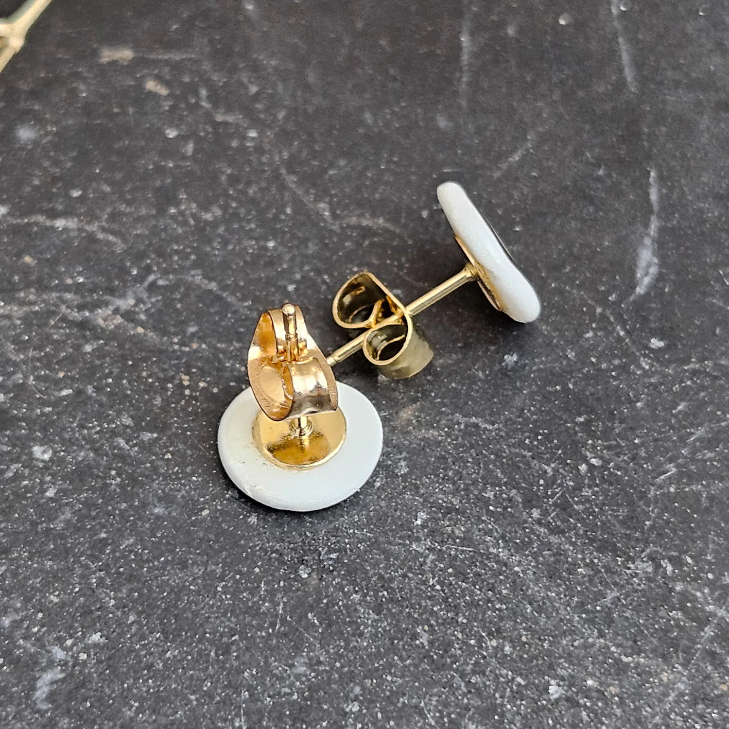 Pure white fine ceramic porcelain hypoallergenic stud designer earrings for sensitive ears with 22k gold plating - Image 3