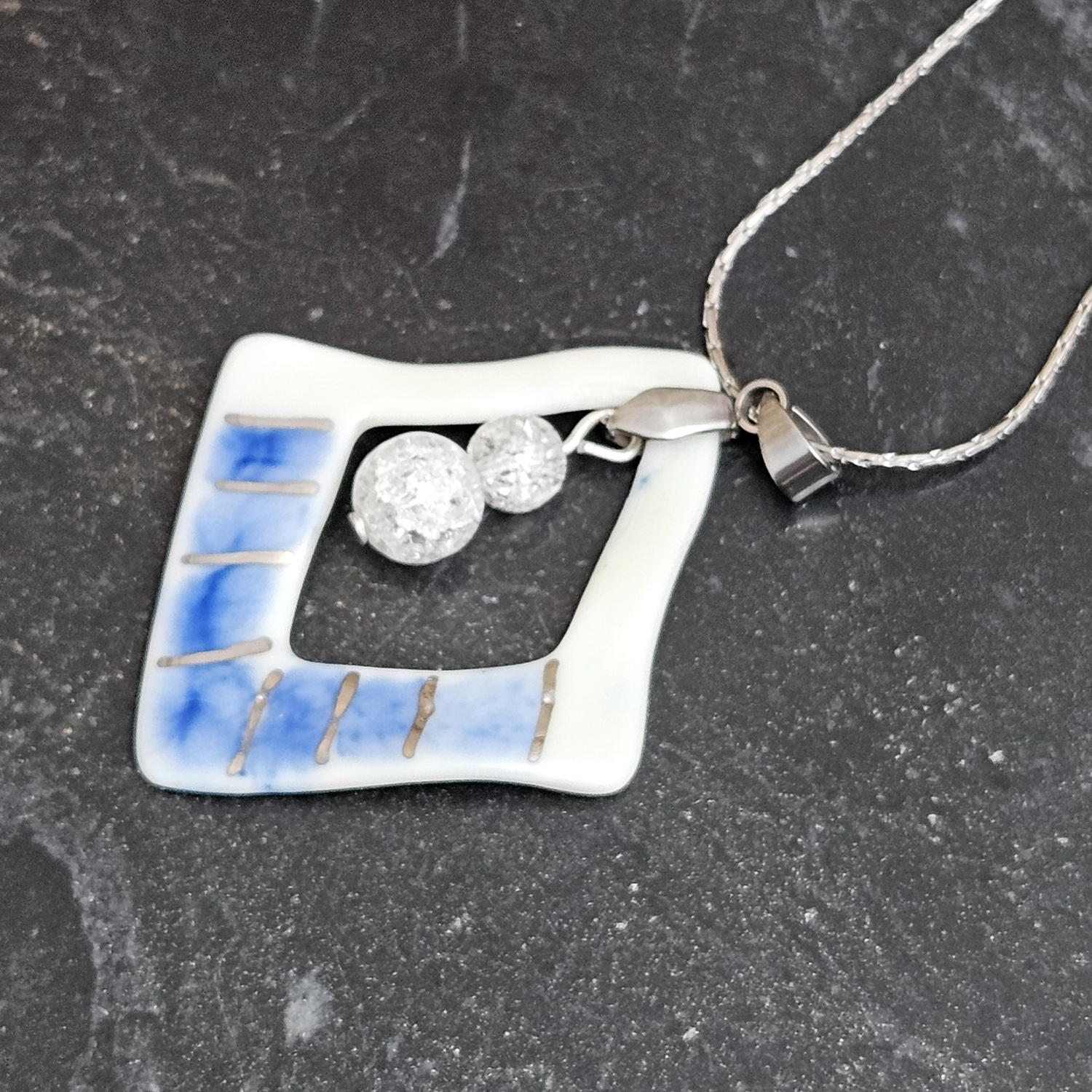 Two-sided hand-painted artisan blue fine ceramic porcelain designer necklace with silver accents (white gold) and ice crystals - obrazek 3