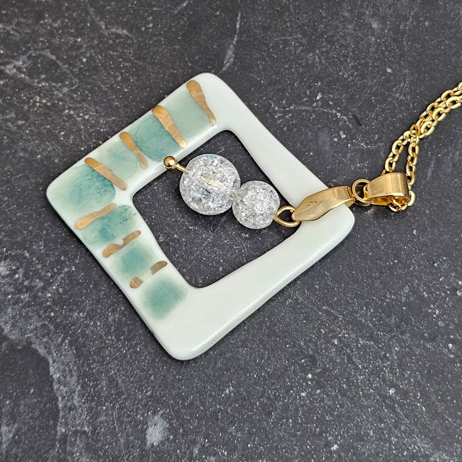 Two-sided hand-painted artisan green fine ceramic porcelain designer necklace with 22k gold plating and ice crystals - obrazek 3