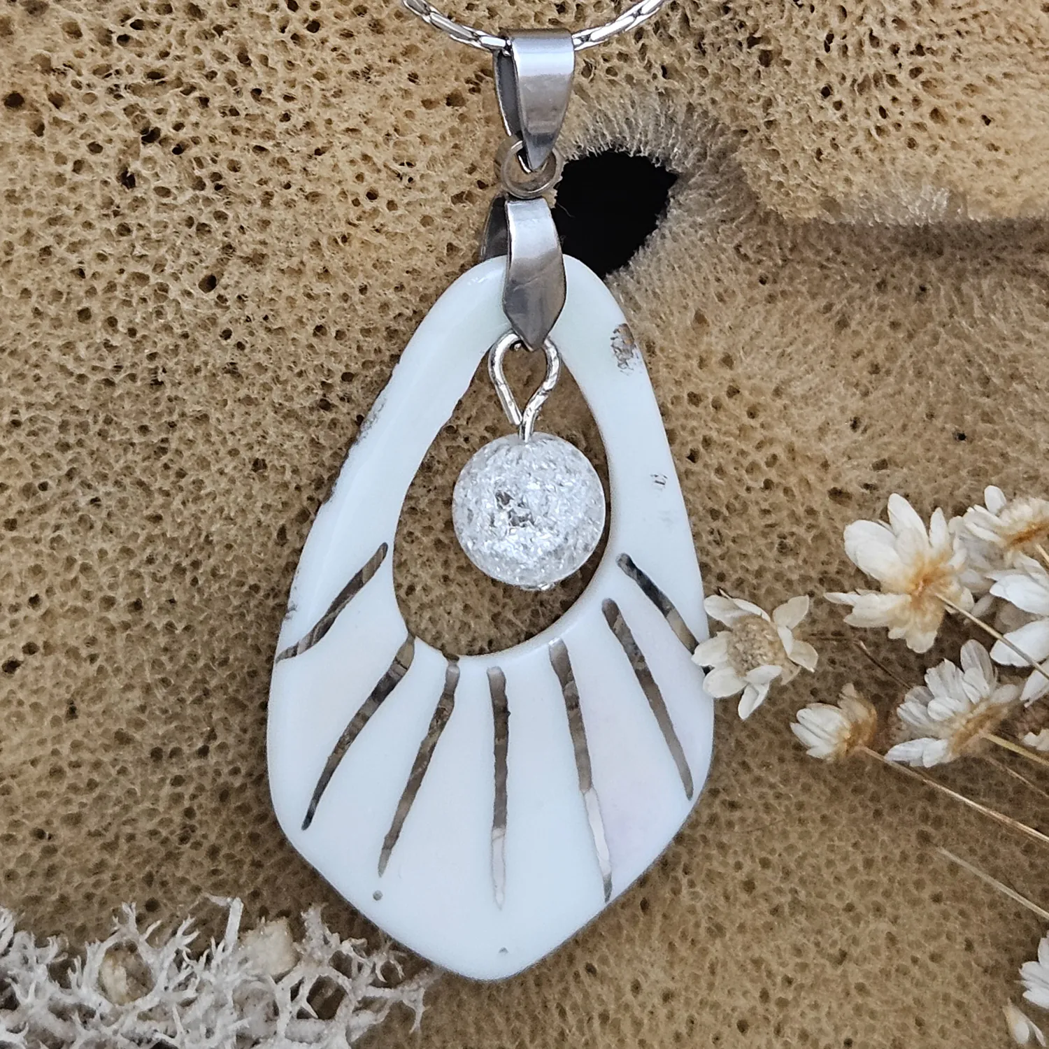 Two-sided pink fine ceramic porcelain designer necklace with ice crystal - hand-painted artisan geometric shell pattern with silver accents (white gold) - Image 3
