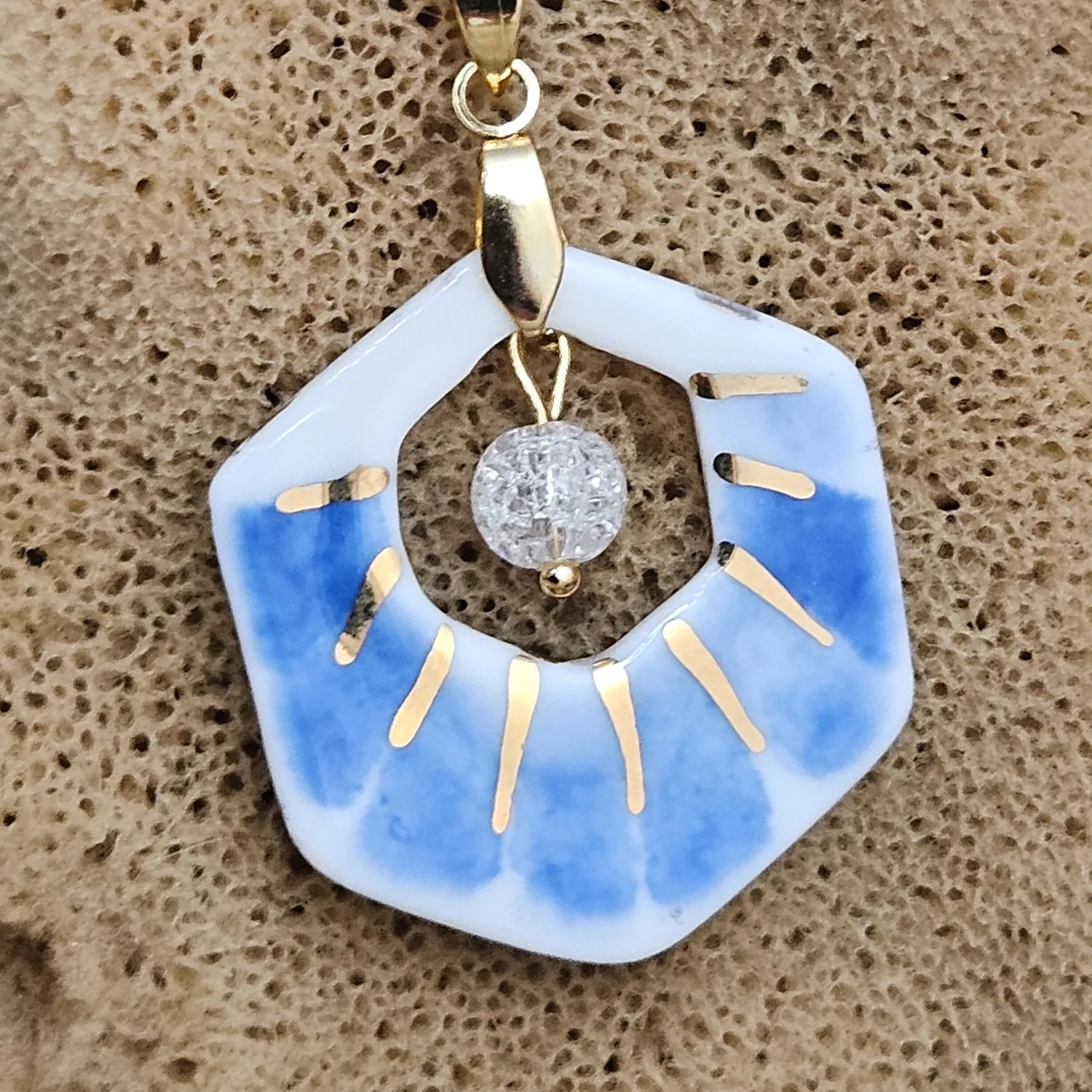 Two-sided blue fine ceramic porcelain designer necklace with ice crystal - hand-painted artisan geometric shell pattern with 22k gold plating - Image 4