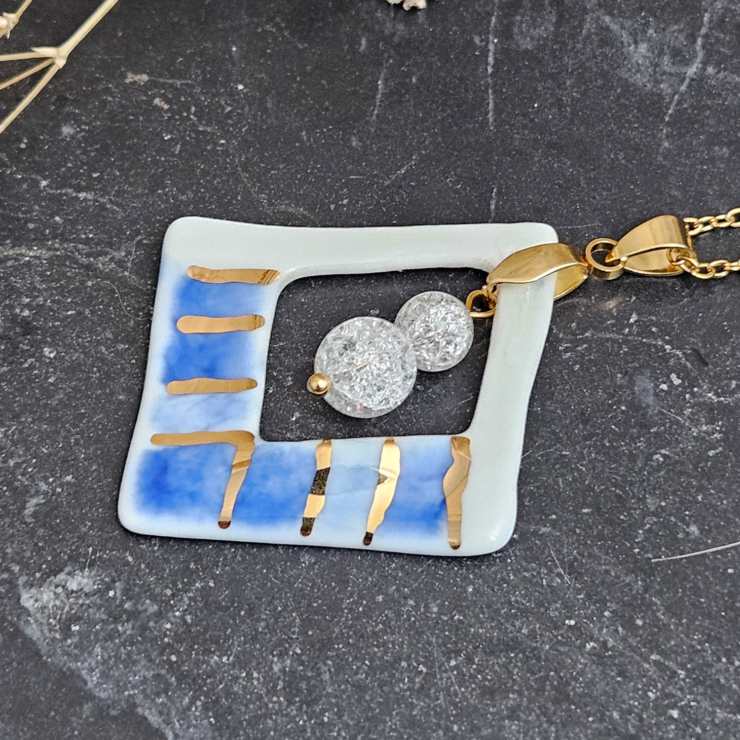 Two-sided hand-painted artisan blue fine ceramic porcelain designer necklace with 22k gold plating and ice crystals - obrazek 2
