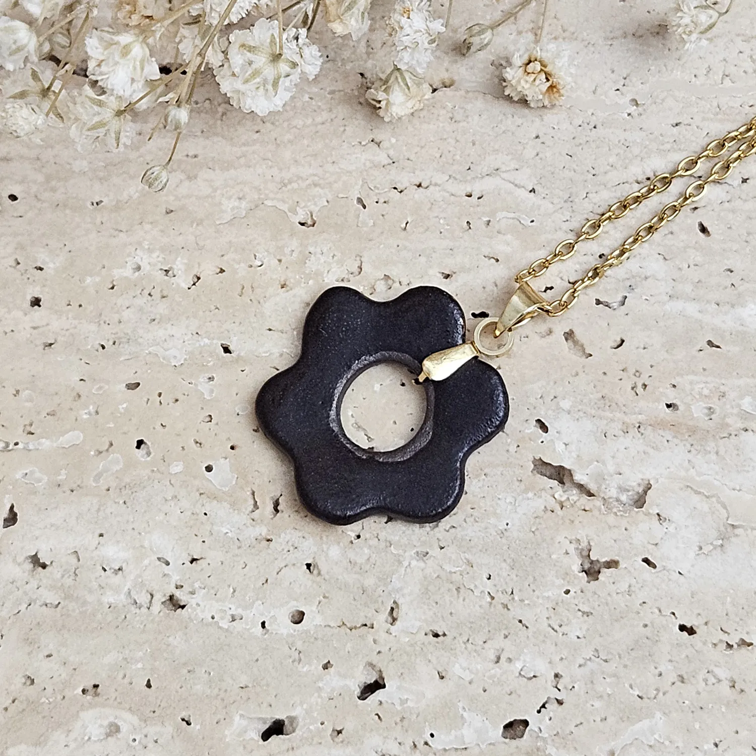 Two-sided black fine ceramic porcelain designer necklace with 22k gold plating - Image 2