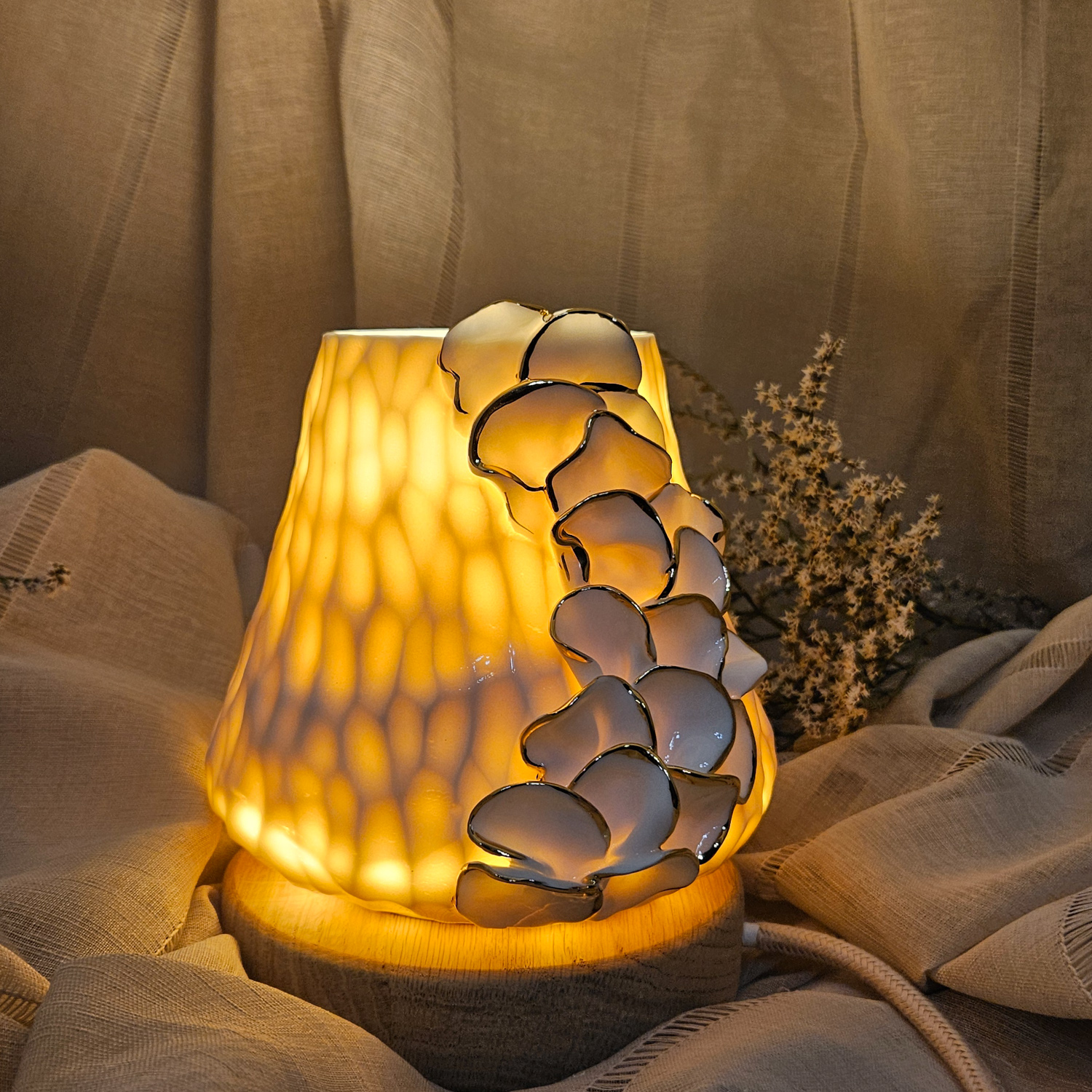 Carved fine porcelain handmade ceramic table lamp with gold - flower petals application - Image 7