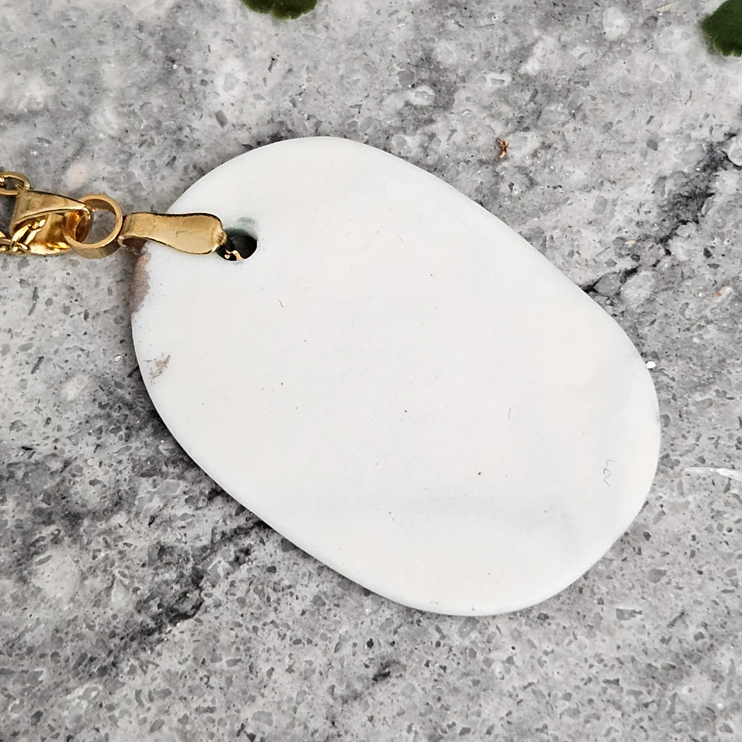 Emerald green fine ceramic porcelain designer necklace - embossed plant with 22k gold plating and moon pendant - Image 3