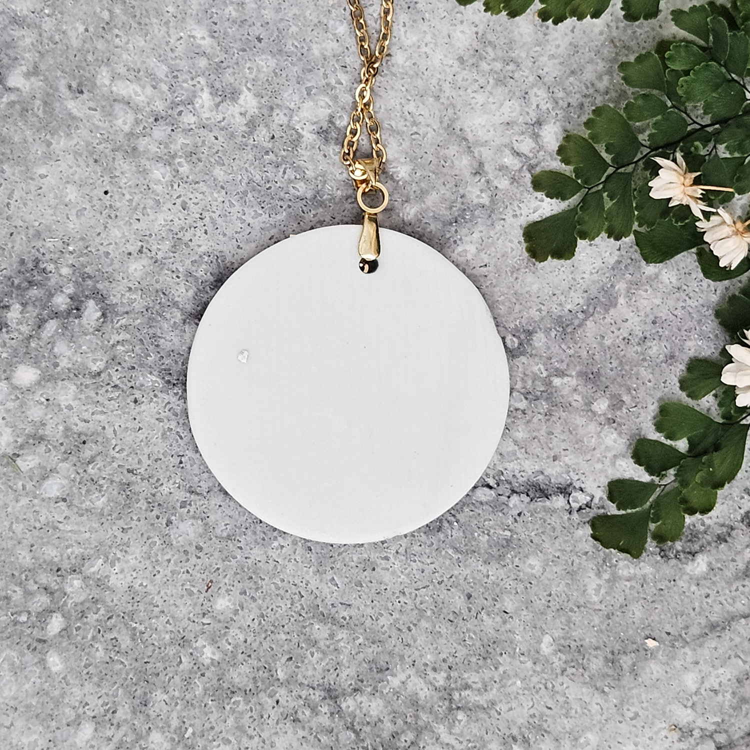 Emerald green fine ceramic porcelain designer necklace - embossed plant with 22k gold plating and dragonfly pendant - Image 3