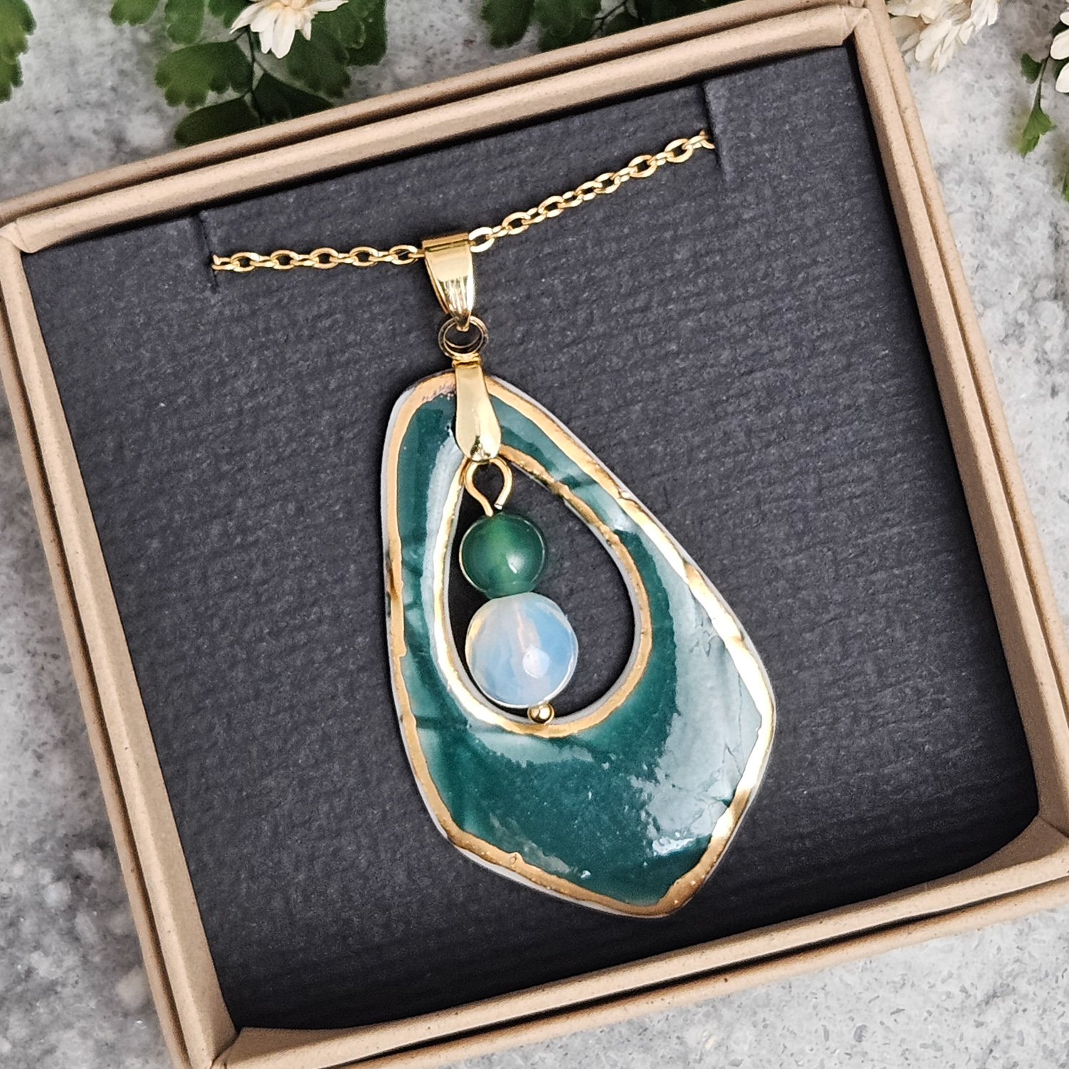 Emerald green fine ceramic porcelain designer necklace - embossed plant with 22k gold plating, opal, and agate - Image 4