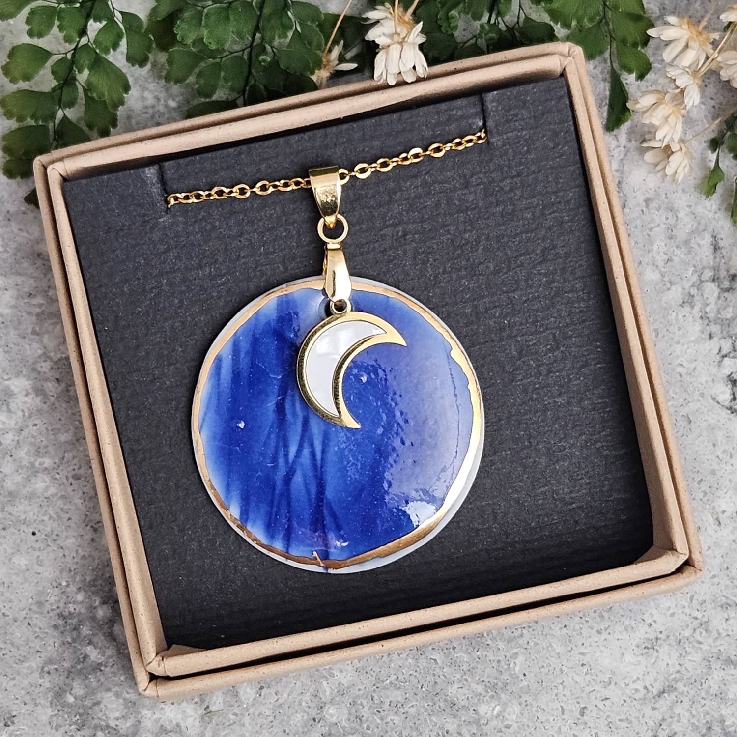 Cobalt blue fine ceramic porcelain designer necklace - embossed plant with 22k gold plating and moon pendant - Image 4