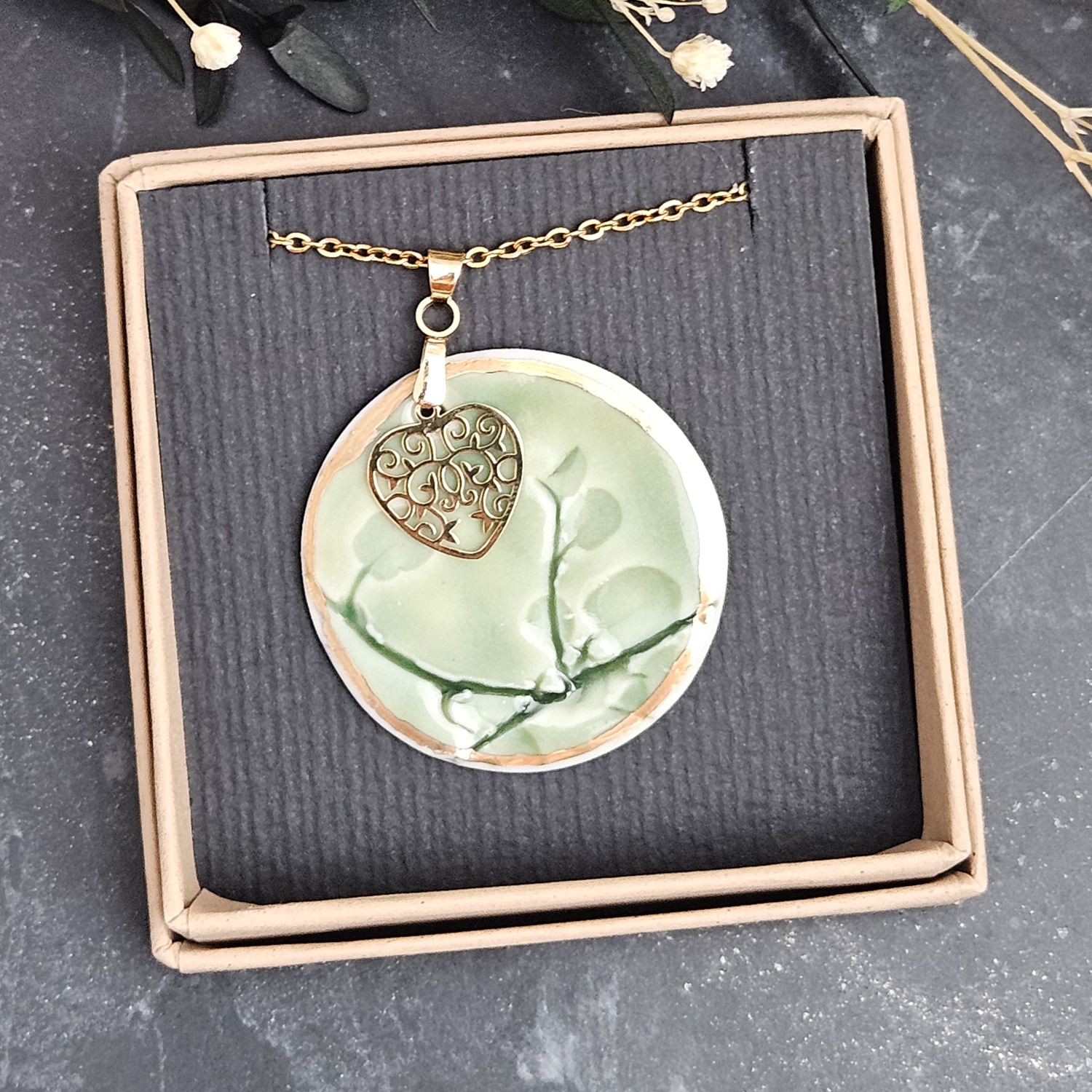 Emerald green fine ceramic porcelain designer necklace - embossed plant with 22k gold plating and heart pendant - Image 4
