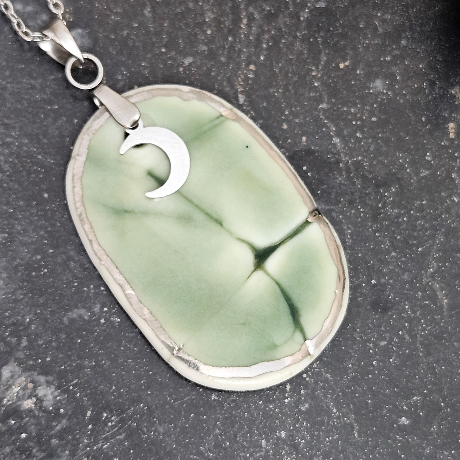 Emerald green fine ceramic porcelain designer necklace - embossed plant with silver accents (white gold) and moon pendant - Image 2