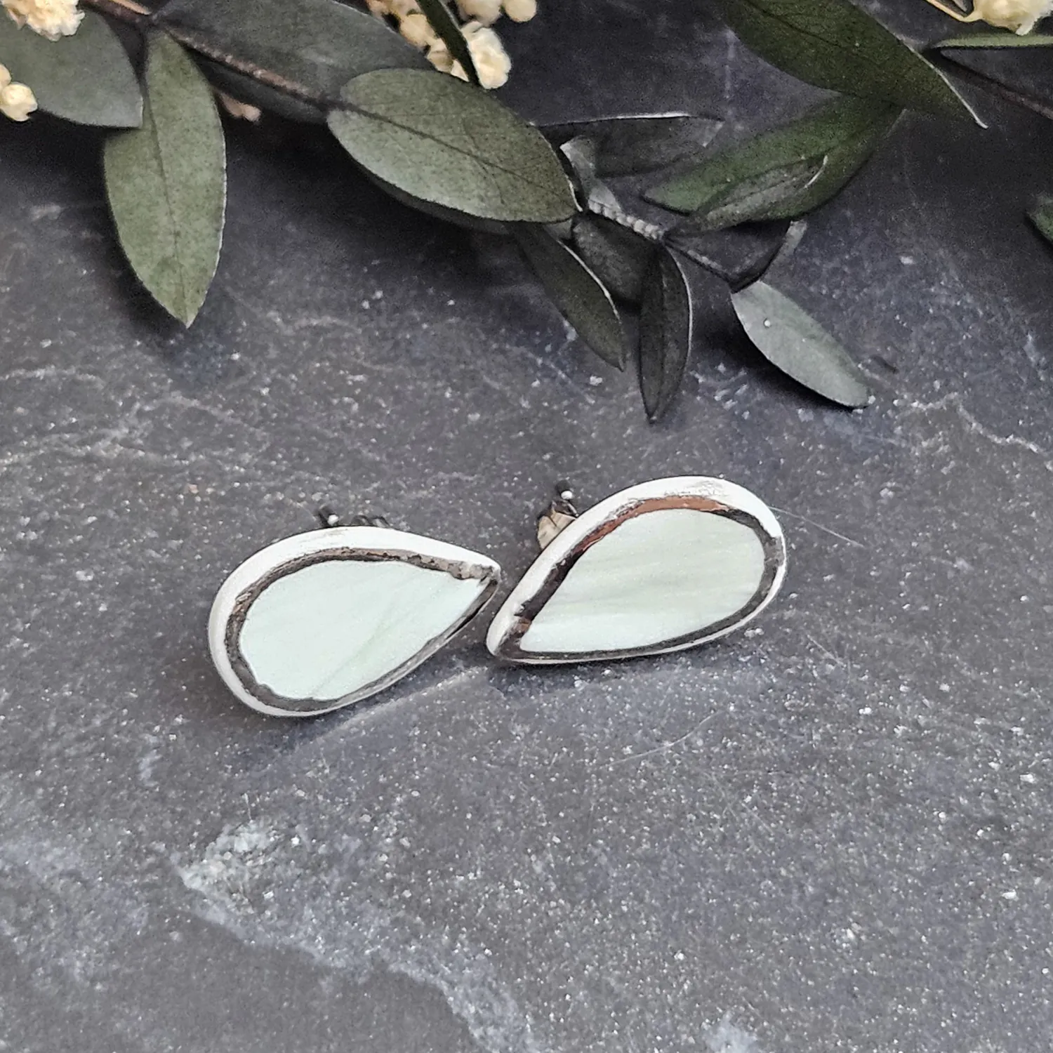Light blue fine ceramic porcelain hypoallergenic stud designer earrings for sensitive ears with silver accents (white gold) - embossed plant - Image 2