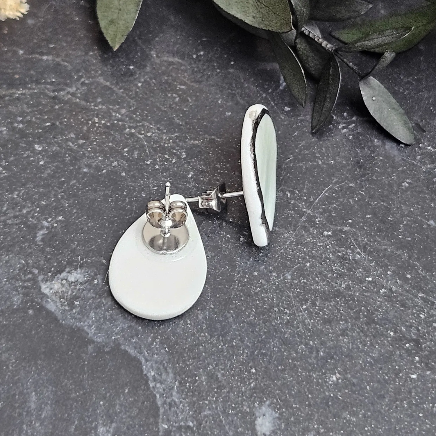 Light blue fine ceramic porcelain hypoallergenic stud designer earrings for sensitive ears with silver accents (white gold) - embossed plant - Image 3
