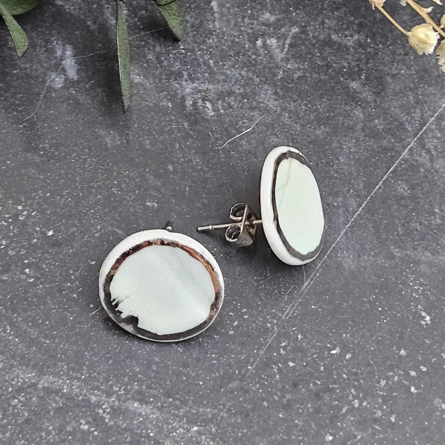 Light blue fine ceramic porcelain hypoallergenic stud designer earrings for sensitive ears with silver accents (white gold) - embossed plant - Image 2