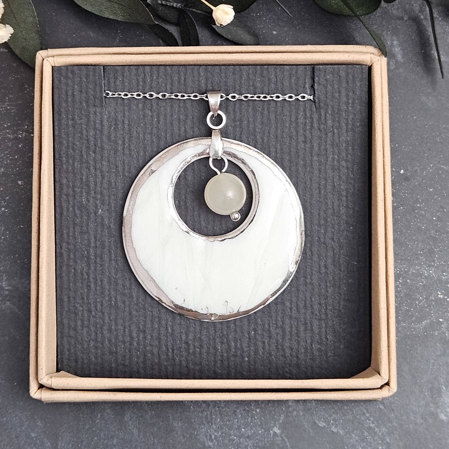 Light blue fine ceramic porcelain designer necklace - embossed plant with silver accents (white gold) and moonstone - obrazek 4