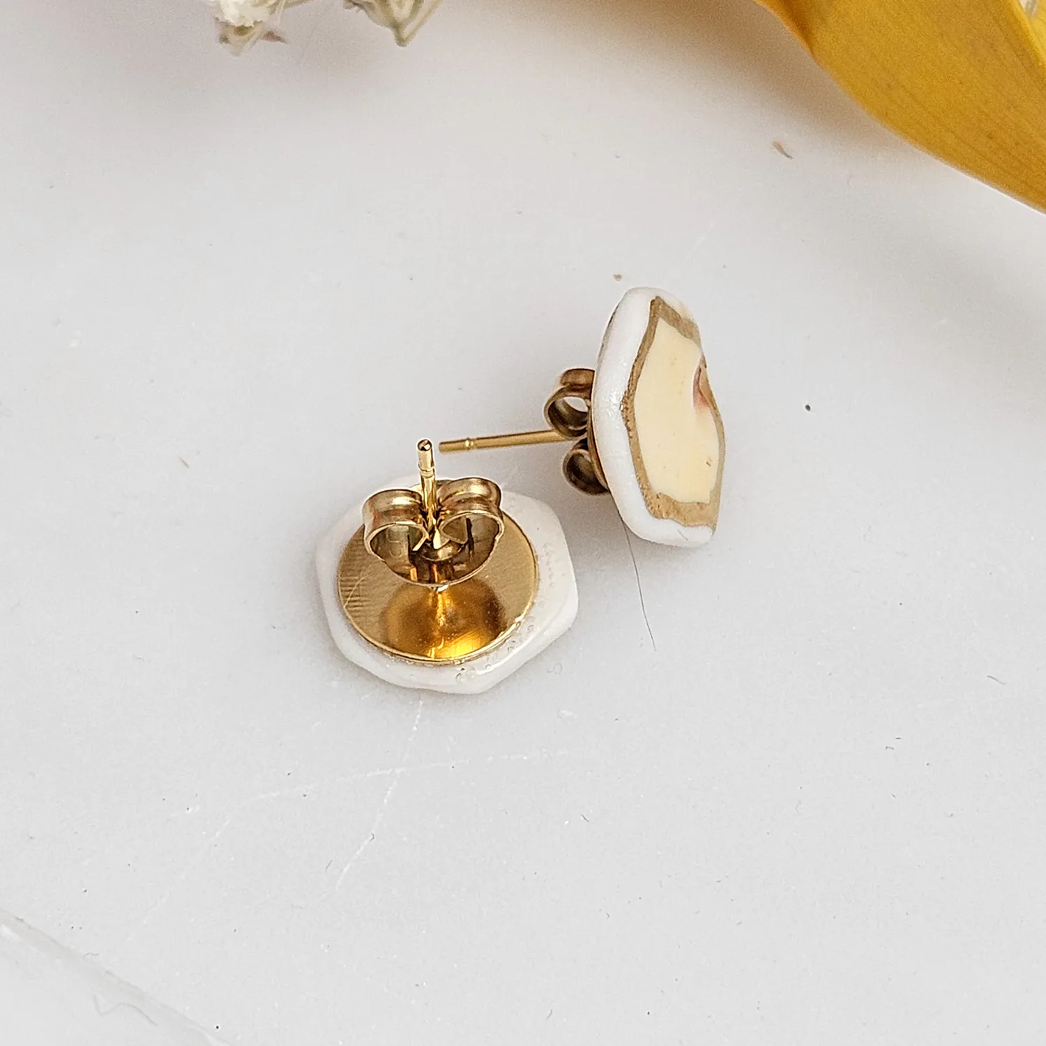 Yellow-red fine ceramic porcelain hypoallergenic stud designer earrings for sensitive ears with 22k gold plating - embossed plant - Image 3