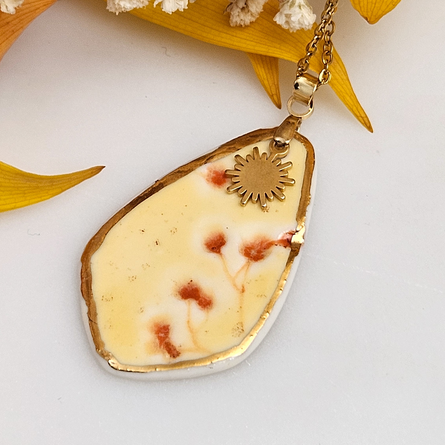 Yellow-red fine ceramic porcelain designer necklace - embossed plant with 22k gold plating and sun pendant - Image 2