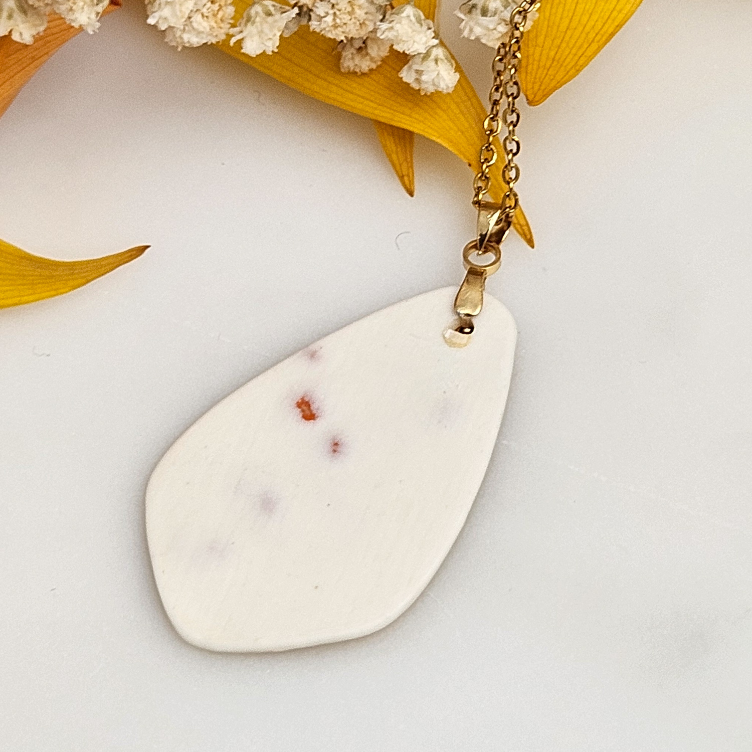 Yellow-red fine ceramic porcelain designer necklace - embossed plant with 22k gold plating and sun pendant - Image 3