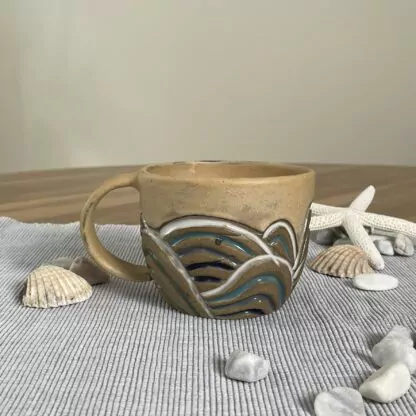 Sea-inspired beach mug, carved waves (10) - Image 2