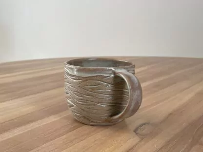 Mug with minty-green glaze and organic carvings (1) - Image 4