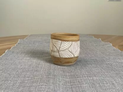 Geometric striped tumbler - white - obrazek 2