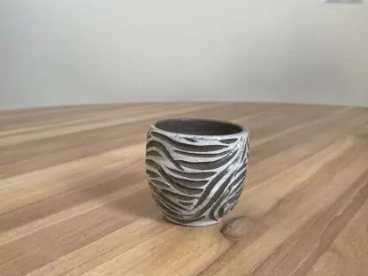 Salt&Pepper tumbler with swirly carivings (1) - Image 2