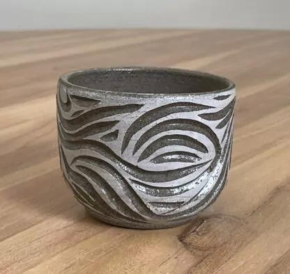 Salt&Pepper tumbler with swirly carvings (4)