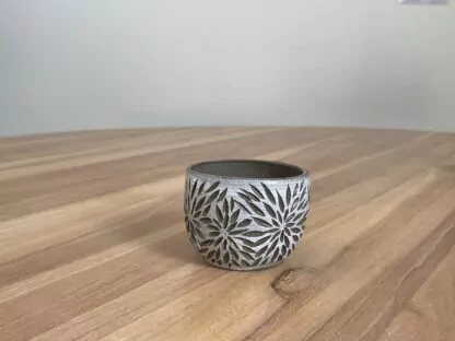 Salt&Pepper tumbler with carved stars - obrazek 24