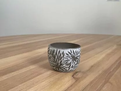 Salt&Pepper tumbler with carved stars - obrazek 23