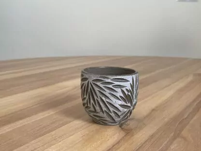 Salt&Pepper tumbler with carved stars - obrazek 19