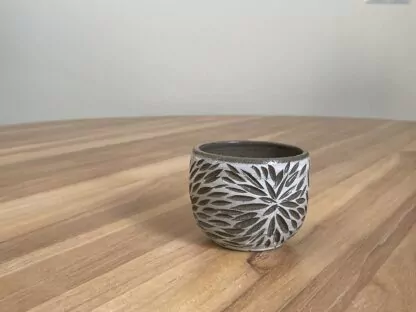 Salt&Pepper tumbler with carved stars - obrazek 15