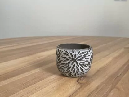 Salt&Pepper tumbler with carved stars - obrazek 13