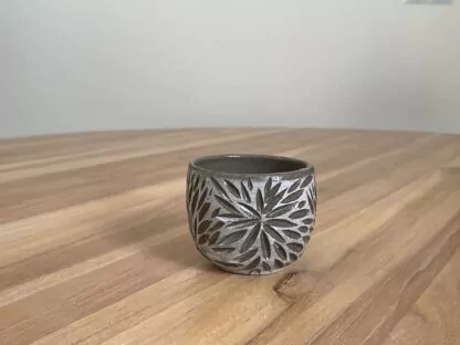 Salt&Pepper tumbler with carved stars - obrazek 8