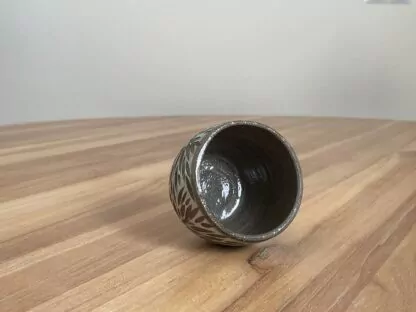 Salt&Pepper tumbler with carved stars - obrazek 6